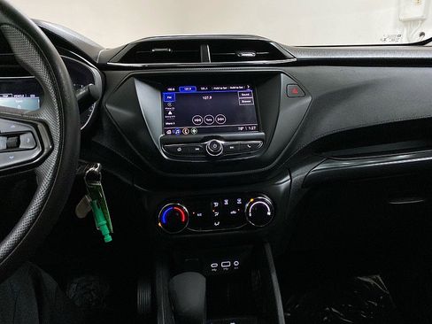 Used 2023 Chevrolet TrailBlazer LS image 19