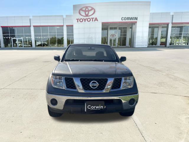 Used 2007 Nissan Frontier SE w/ SE Value Truck Pkg AWD/4WD image 8