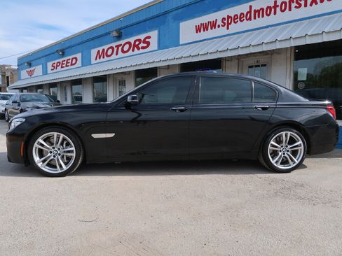Used 2015 BMW 750Li image 3