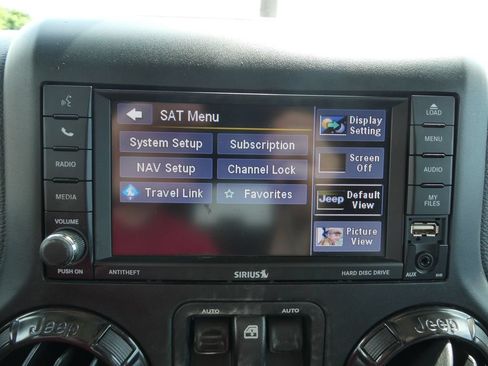 Used 2017 Jeep Wrangler Rubicon AWD/4WD image 25