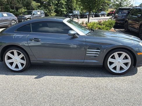 Used 2007 Chrysler Crossfire Limited RWD image 7