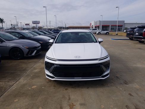 New 2026 Hyundai Sonata Blue FWD image 2