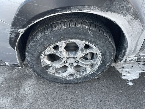 Certified 2022 Subaru Crosstrek 2.5i Sport w/ Moonroof Package image 9