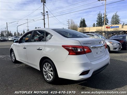 Used 2018 Nissan Sentra SV image 5