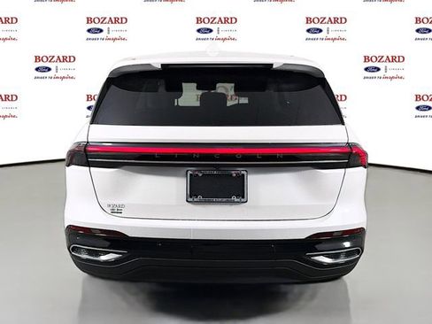 New 2026 Lincoln Nautilus Premier AWD/4WD image 6