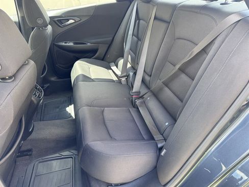 Used 2020 Chevrolet Malibu LT FWD image 15
