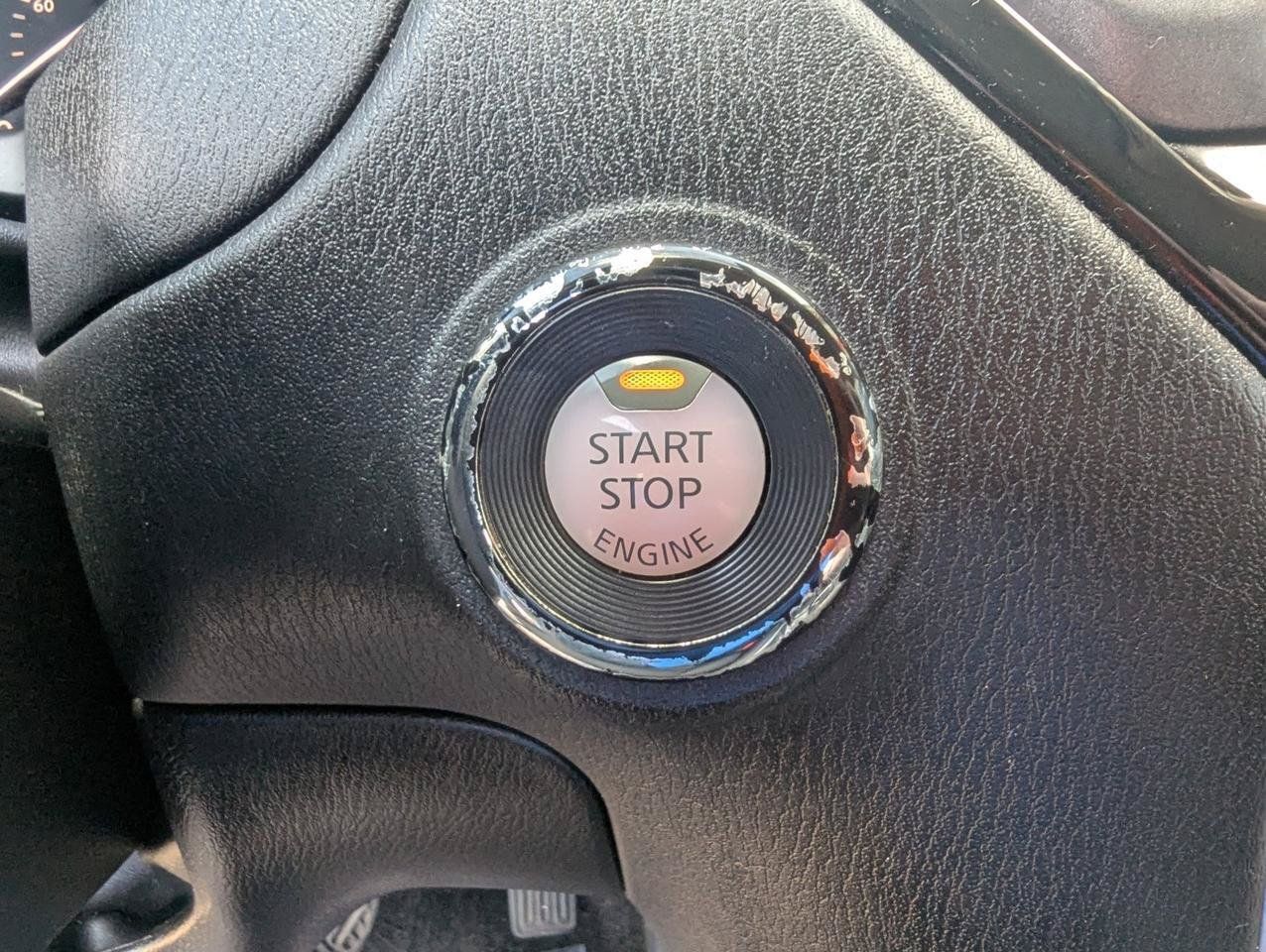 Used 2018 Nissan Pathfinder S AWD/4WD image 18