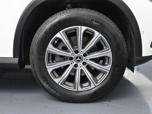 Used 2023 Mercedes-Benz GLC 300 image 11