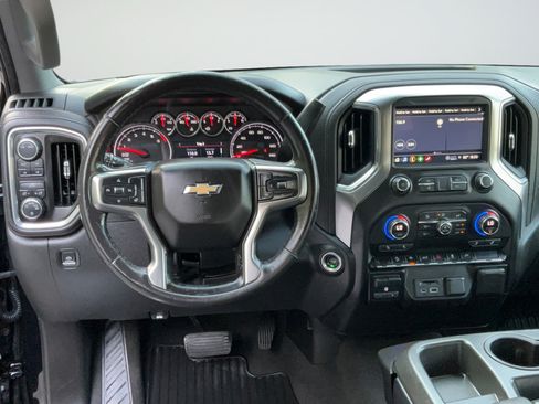 Certified 2021 Chevrolet Silverado 1500 LT w/ Z71 Off-Road Package AWD/4WD image 12