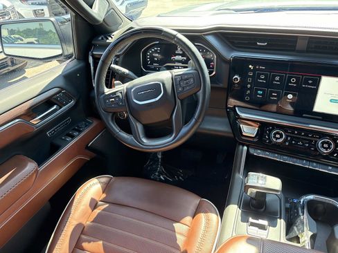 Used 2024 GMC Sierra 1500 Denali Ultimate AWD/4WD image 28