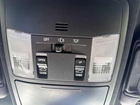 Used 2018 Toyota RAV4 SE w/ Power Extra Value Package FWD image 23