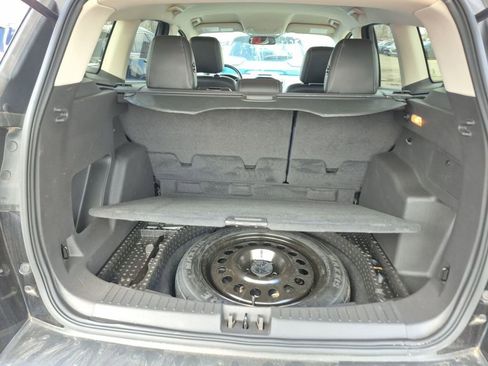 Used 2017 Ford Escape SE w/ Equipment Group 201A image 7