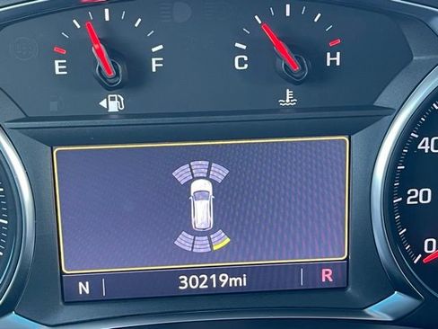 Used 2023 Chevrolet Equinox LT image 20