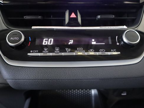 Used 2023 Toyota Corolla LE w/ Carpet Mat Package (TMS) FWD image 14