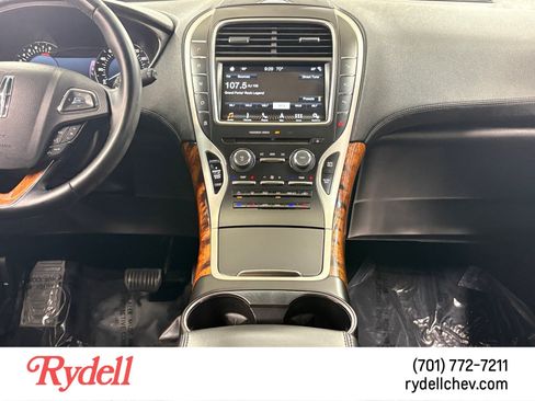Used 2016 Lincoln MKX Reserve w/ Luxury Package AWD/4WD image 15