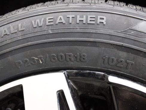 Used 2022 Kia Sorento EX w/ Panoramic Sunroof Package image 49