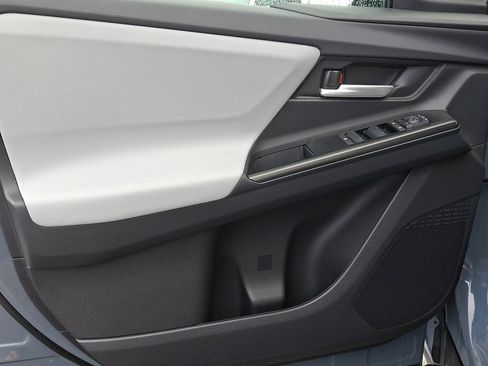 New 2026 Subaru Solterra Premium image 7