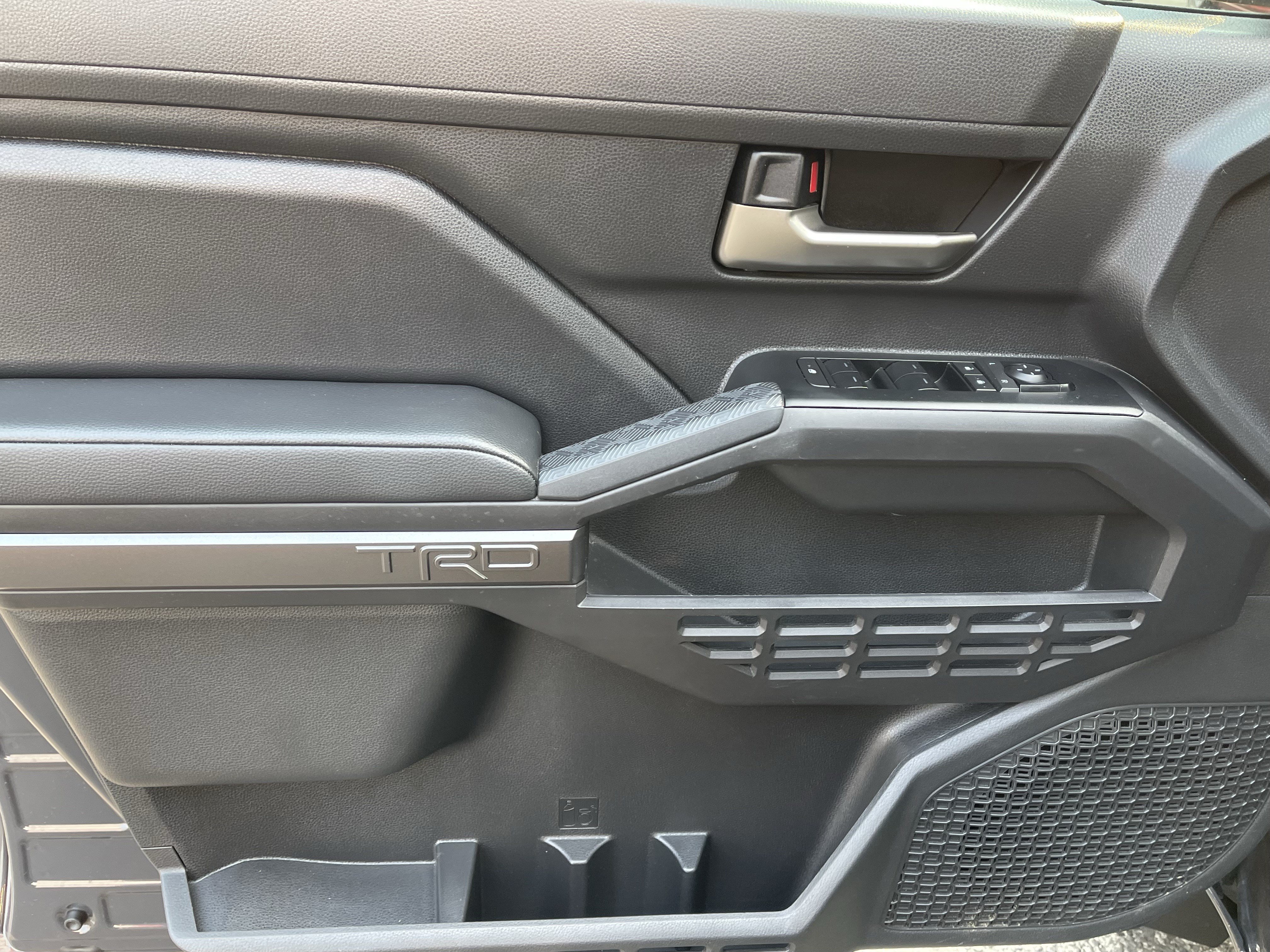 Certified 2024 Toyota Tacoma TRD Sport AWD/4WD image 17
