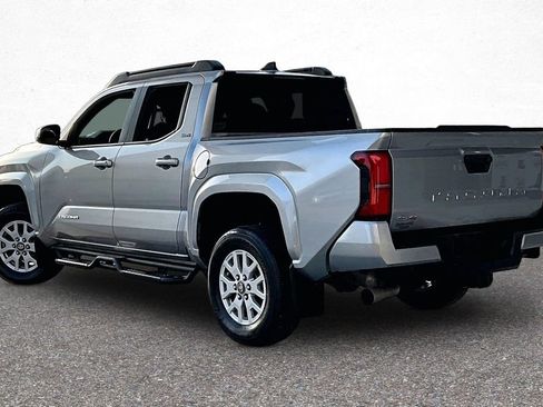 Certified 2026 Toyota Tacoma SR5 AWD/4WD image 7