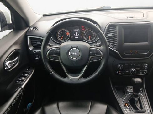 Used 2019 Jeep Cherokee Latitude Plus image 20