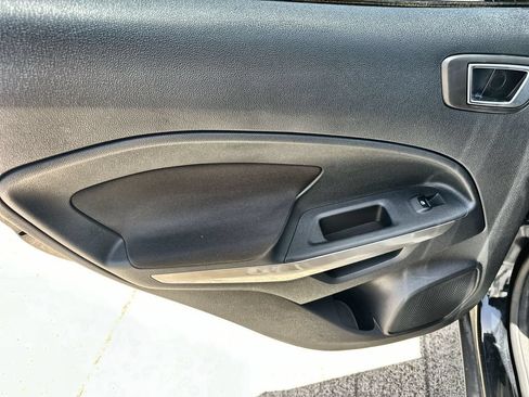 Used 2018 Ford EcoSport SE w/ SE Convenience Package FWD image 7