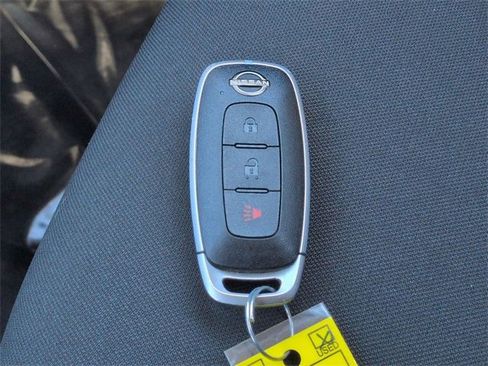 Used 2024 Nissan Kicks S image 27