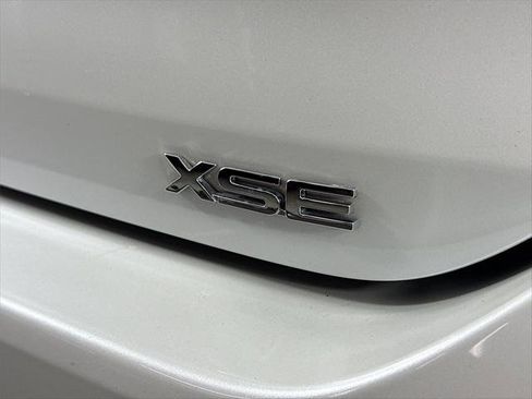 Certified 2024 Toyota Highlander XSE image 15