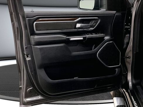 Used 2021 RAM 1500 Laramie AWD/4WD image 21