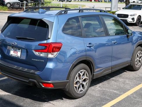 Certified 2023 Subaru Forester Premium AWD/4WD image 45