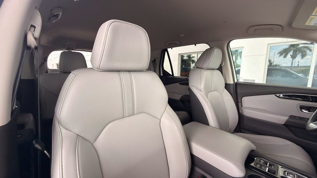 Used 2024 Honda Pilot EX-L image 10