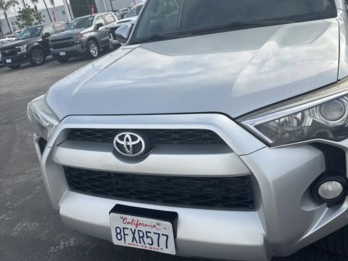 Used 2015 Toyota 4Runner SR5 image 2