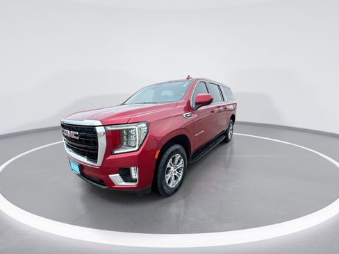 Used 2023 GMC Yukon XL SLE image 4