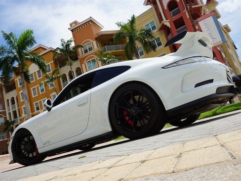 Used 2015 Porsche 911 GT3 RWD image 38