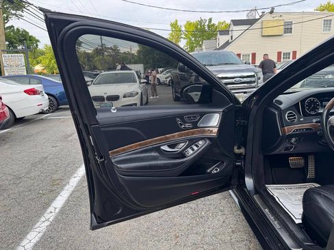 Used 2015 Mercedes-Benz S 550 4MATIC Sedan image 19