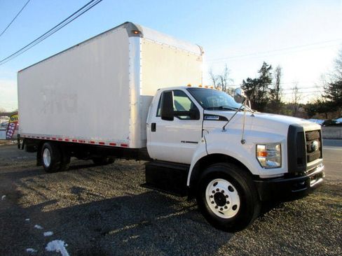 Used 2016 Ford F650 2WD Regular Cab Super Duty image 2