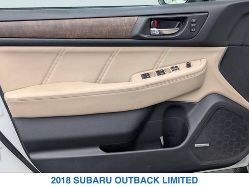 Used 2018 Subaru Outback 2.5i Limited AWD/4WD image 11