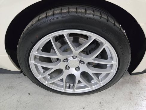 Used 2015 Ford Mustang 50 Years RWD image 9
