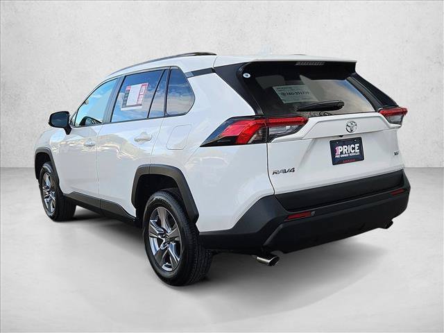 Used 2025 Toyota RAV4 XLE FWD image 8