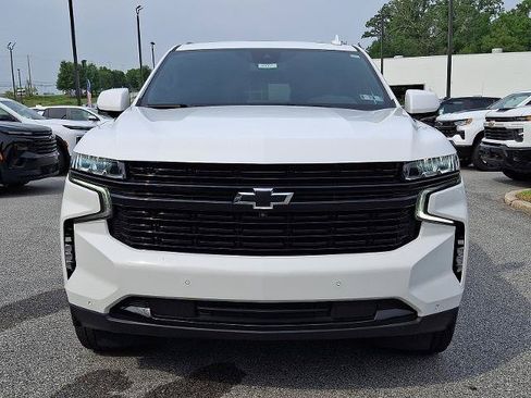 Used 2023 Chevrolet Tahoe RST w/ Luxury Package AWD/4WD image 2