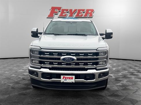 New 2026 Ford F250 Lariat w/ Chrome Package image 2
