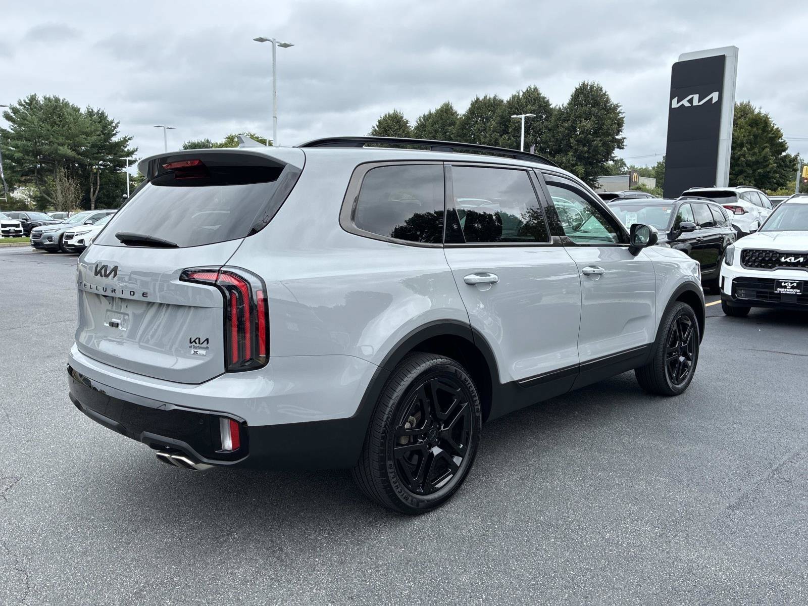 Used 2025 Kia Telluride EX X-Line AWD/4WD image 7