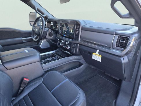 Used 2025 Ford F350 Platinum image 56
