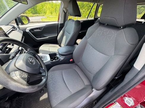 Certified 2023 Toyota RAV4 XLE AWD/4WD image 10