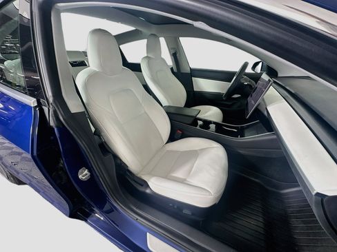 Used 2020 Tesla Model 3 Standard Range Plus RWD image 31