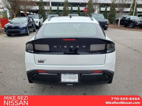 New 2026 Nissan Leaf Platinum+ image 3