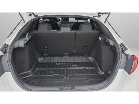Used 2023 Honda Civic Sport image 11