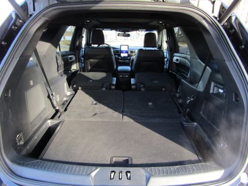 Certified 2022 Ford Explorer ST w/ Equipment Group 401A image 15