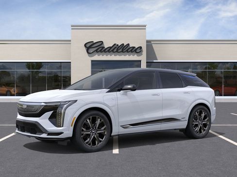 New 2026 Cadillac Optiq V w/ LPO, Floor Liner Package AWD/4WD image 26
