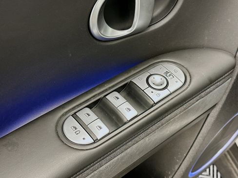Used 2023 Hyundai Ioniq 5 SEL image 15