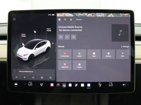 Used 2022 Tesla Model Y Performance AWD/4WD image 22